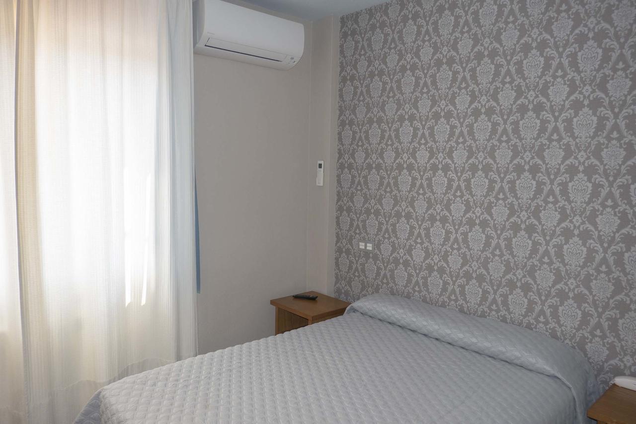 Hotel Сіманкас Екстер'єр фото